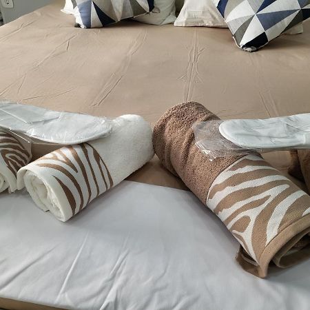 Athens Hause By Athens 3 Apartment ภายนอก รูปภาพ