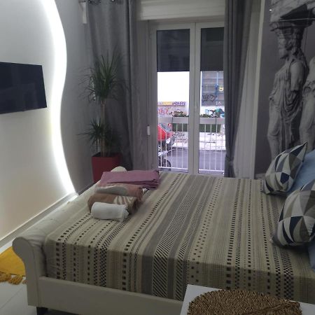 Athens Hause By Athens 3 Apartment ภายนอก รูปภาพ